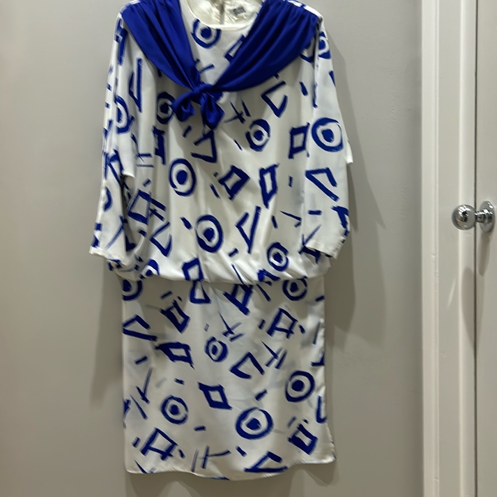 Vintage Murray Meisner Long Sleeve Cobalt Blue & White Patterned Dress. Size 10